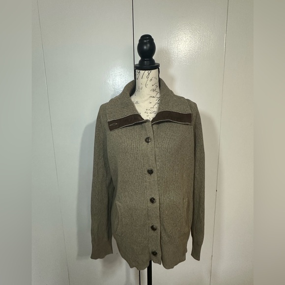 Lauren Ralph Lauren Knit Sweater with Brown Patches on elbows. - Picture 5 of 15